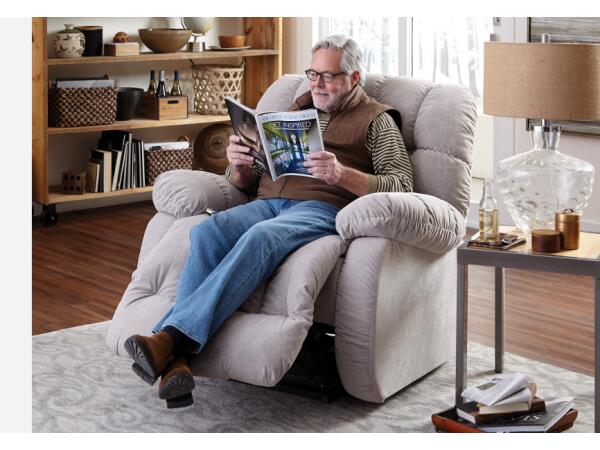 Roscoe Oversized, Beast Recliner Recliners Best Home Furnishings 3